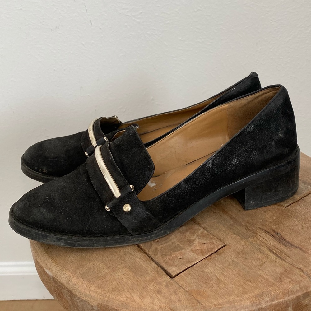 Black suede Nine West heeled loafers